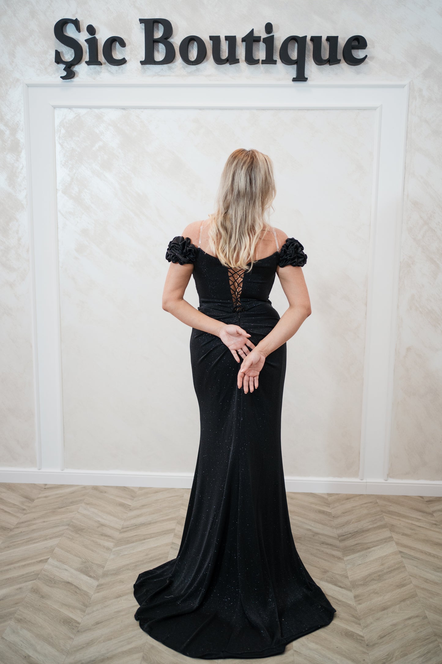 Rochia Black- Rochie lunga neagra sclpitoare