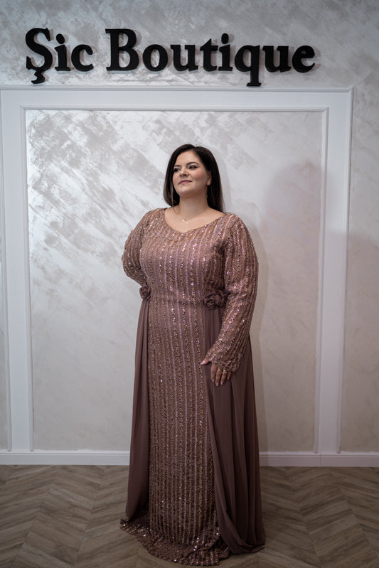 Rochia Alexis – Rochie eleganta pentru marimi foarte mari din voal și dantela