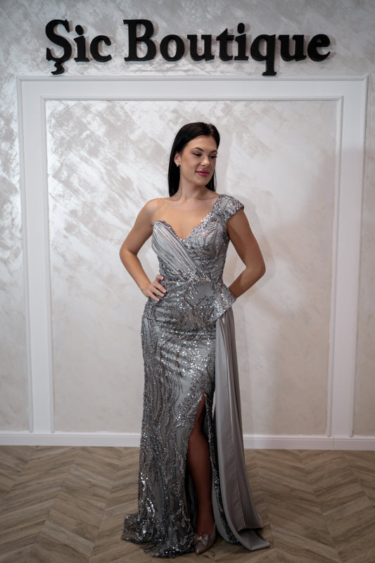 Rochia Mistic - Rochie de seara din satin elastic cu broderie de perle și paiete