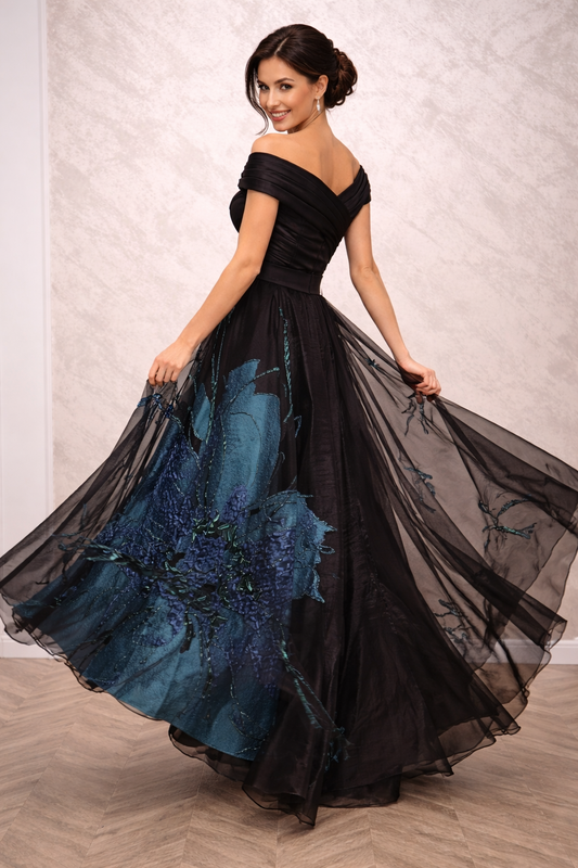 Rochia Baroc - Rochie eleganta neagra lunga cu broderie turcoaz si umeri goi