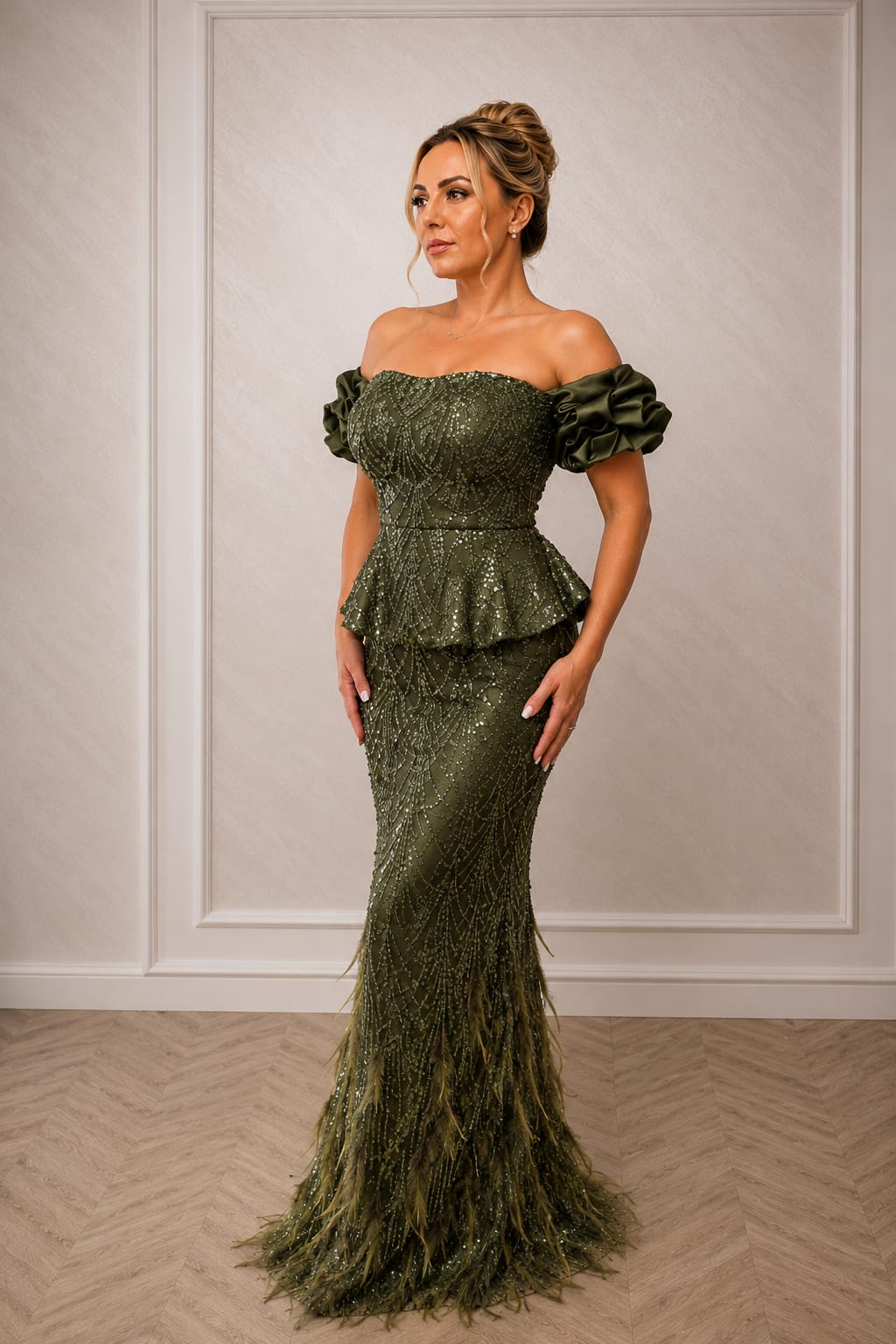 Rochia Estera Royale - Rochie deosebita din dantela cu paiete si pene disponibilain 2 nuante