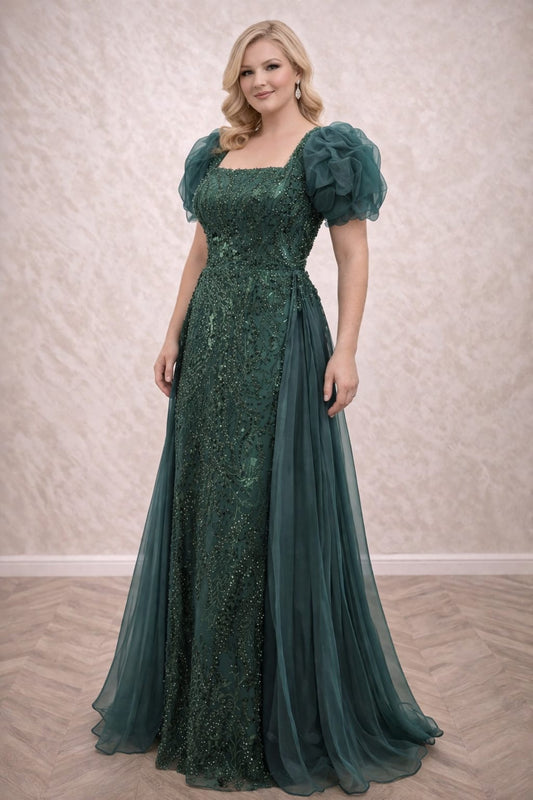 Rochia Melissa – Rochie eleganta din dantela luxoasa cu trena detasabila ,verde smarald, negru sau sampanie