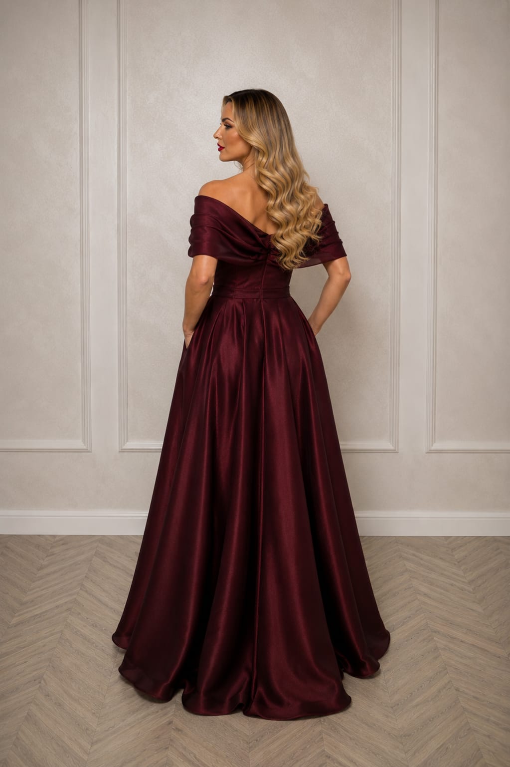 Rochia Serena – rochie din tafta premium reflexii sofisticate bordo-metalic si negru-metalic