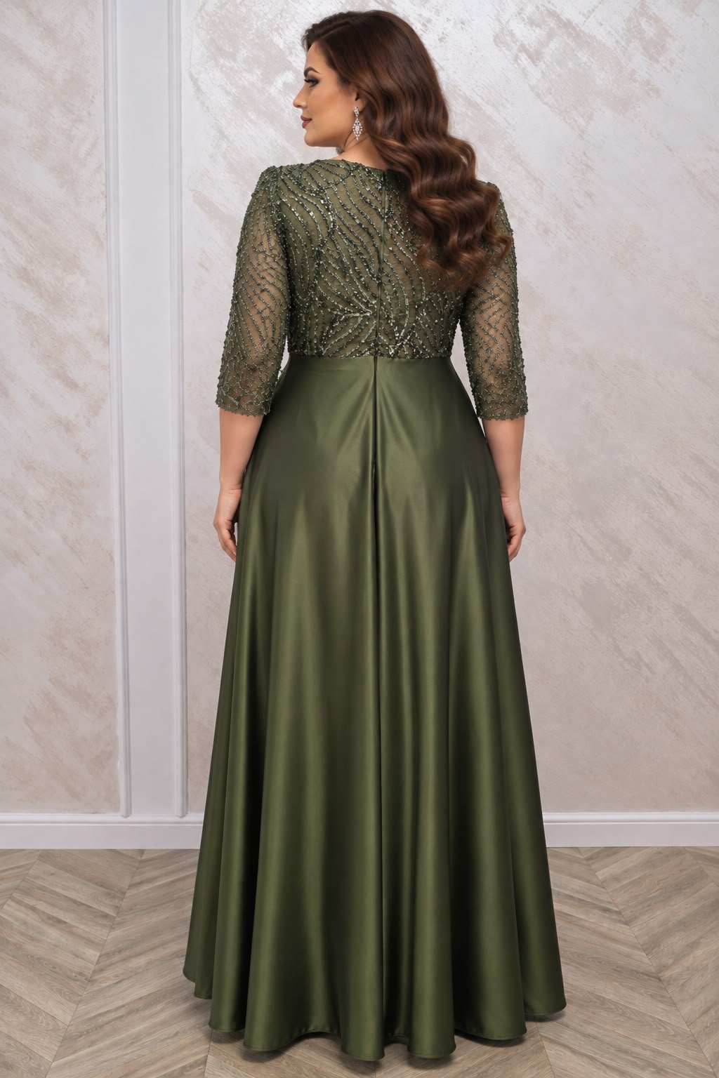 Rochia Lucia – Rochie lunga din satin cu dantela paietata si slit elegant pe picior
