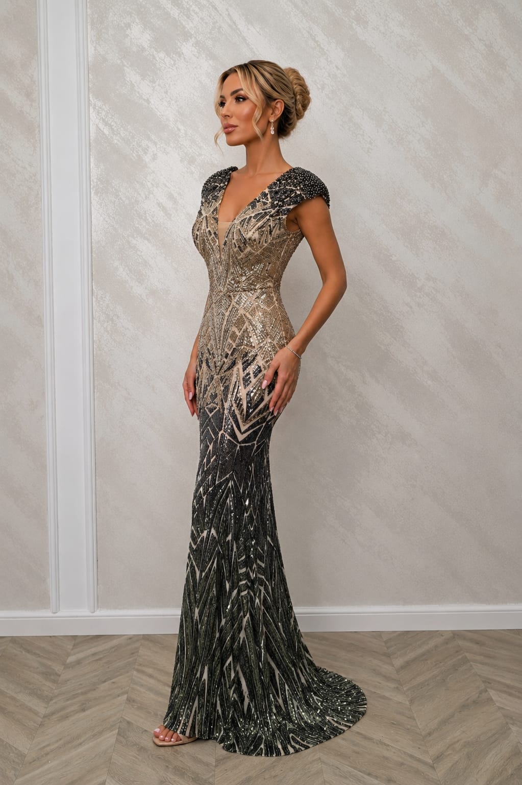 Rochia Madya - rochie lunga glamour pentru a sublinia silueta si pentru a atrage toate privirile