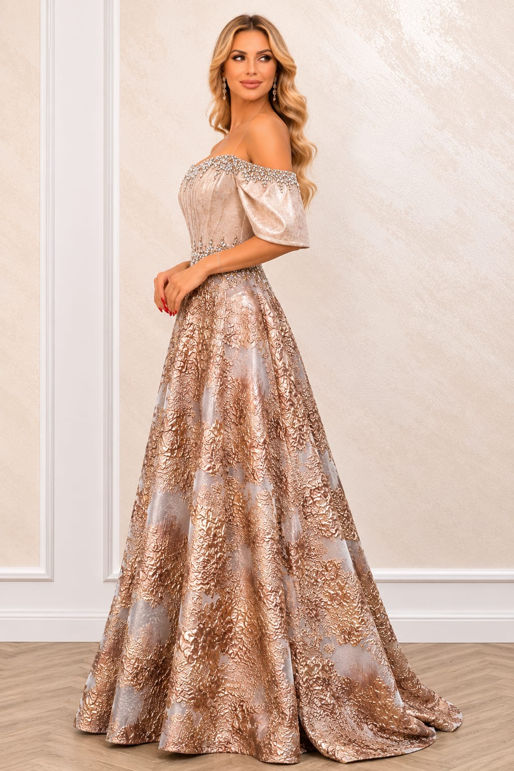 Rochia Boho Sic -Rochie de seara lunga Champagne Gold cu umeri goi si aplicatii din cristale