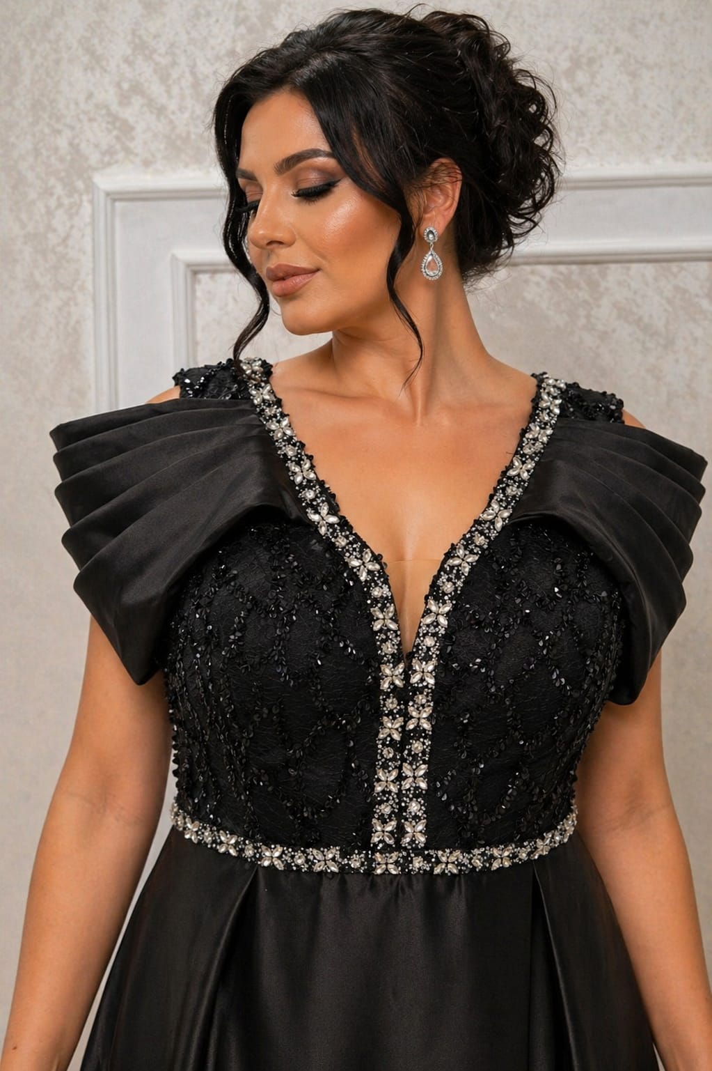 Rochie Diva - rochie lunga neagra din satin