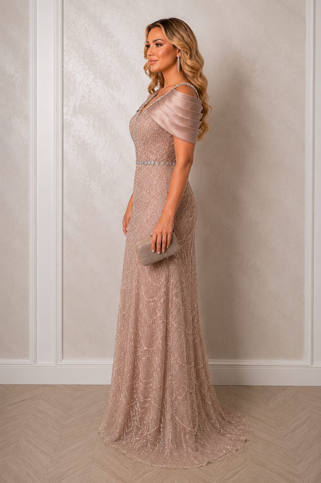 Rochia Aiana – rochie lunga eleganta cu corset reglabil si maneci off shoulder. Ideala pentru nunti , gale si evenimente premium.