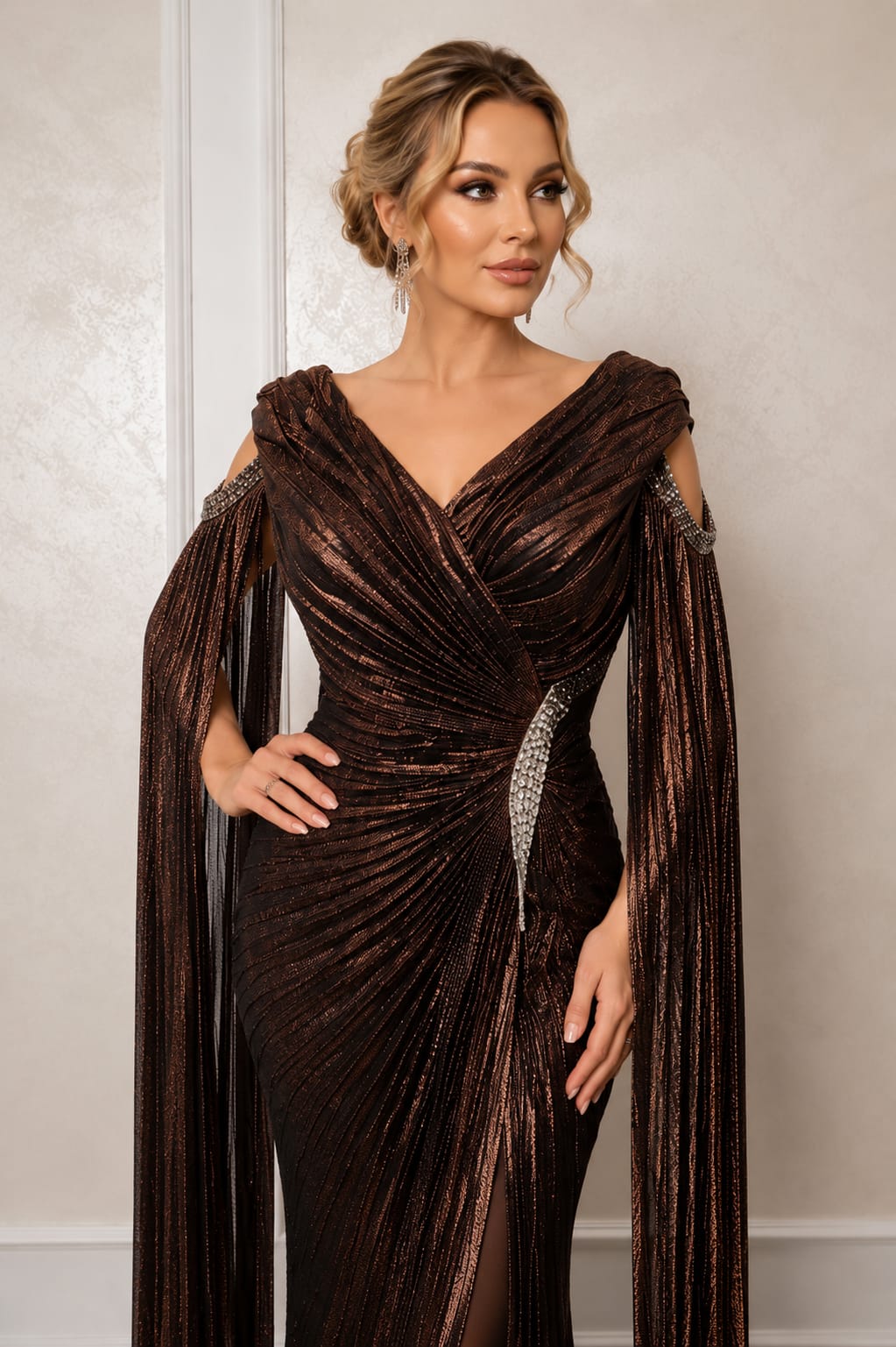 Rochia Vola – Rochie de seara eleganta care subliniaza silueta disponibila in mai nuante metalizate