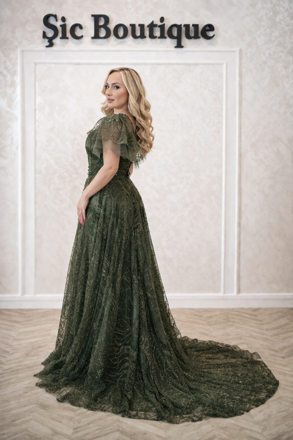 Rochia Printes – Rochie lunga  tip printesa, cu paiete si corset reglabil