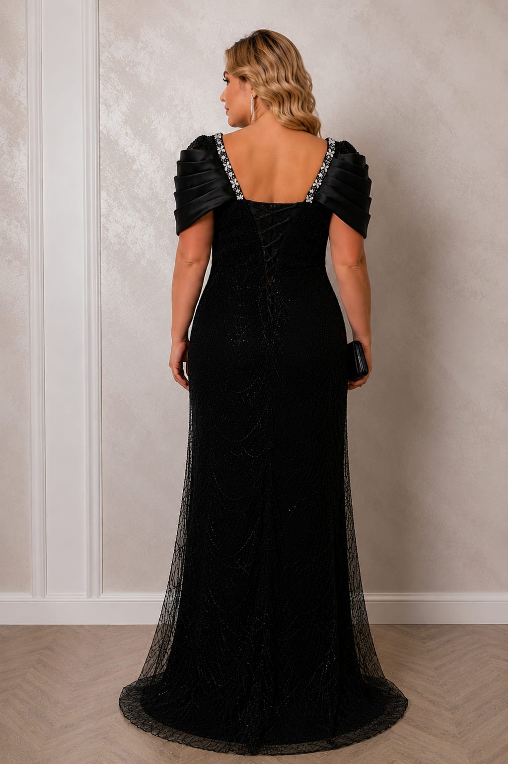 Rochia Aiana – rochie lunga eleganta cu corset reglabil si maneci off shoulder. Ideala pentru nunti , gale si evenimente premium.