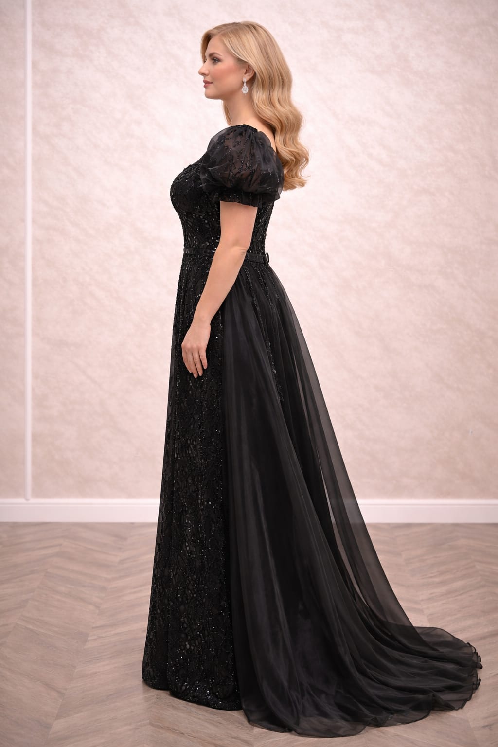 Rochia Melissa – Rochie eleganta din dantela luxoasa cu trena detasabila ,verde smarald, negru sau sampanie